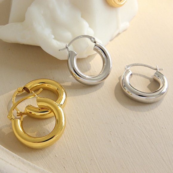 *NEW 18K Gold Tube Hoop Earrings C6 - Picture 2 of 9